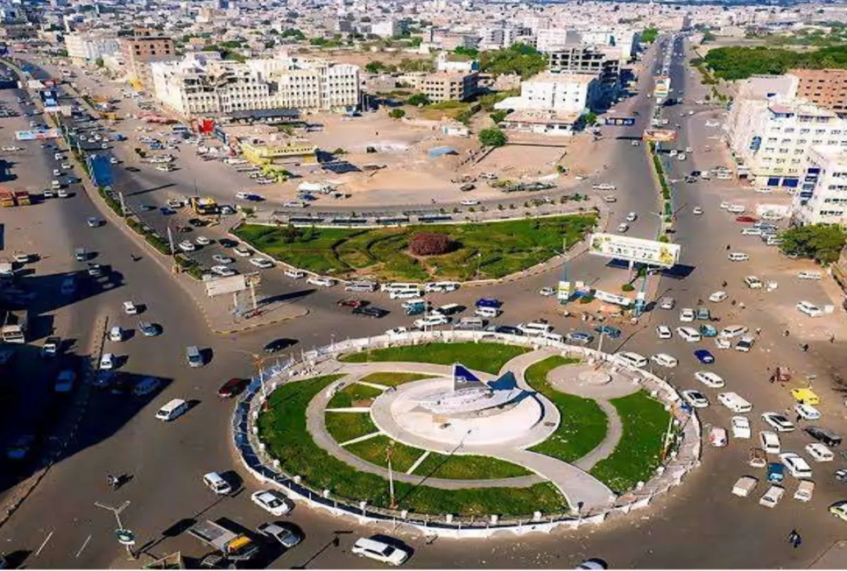 وفاة طفلة بحادث دهس في عدن وفرار السائق