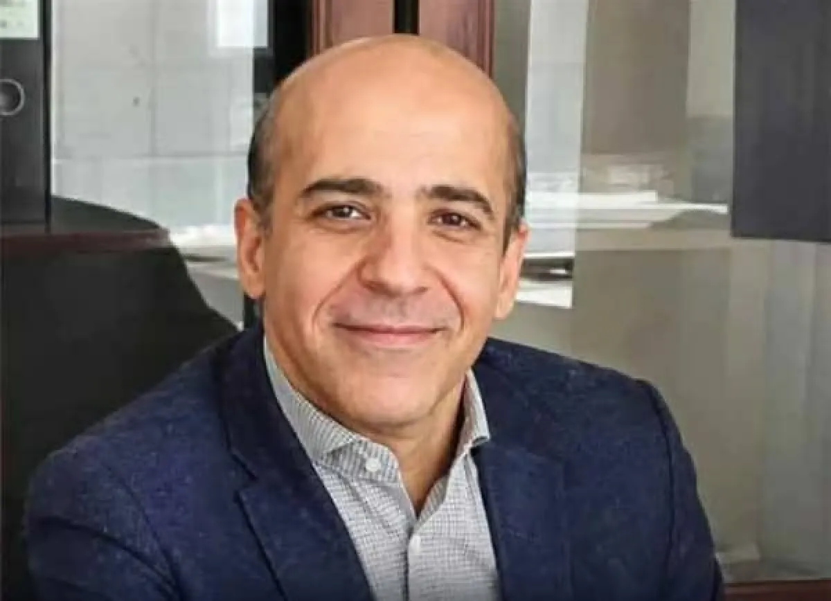 في تحقيقها مع الطبيب المضواحي :  عصابة الحوثي تفسر مصطلحات طبية باعتبارها «شفرات جاسوسية»