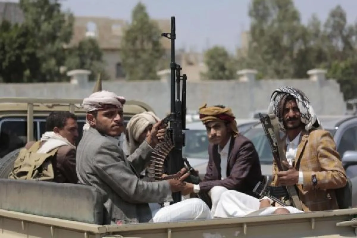الحوثيون يصطدمون بجدار الرفض القبلي.. التجنيد يتعثر والفارّون يربكون صفوف المليشيا المدعومة من إيران