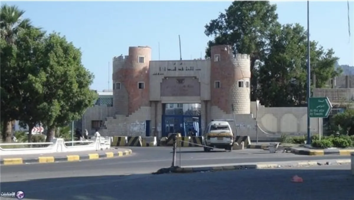 تحقيقات تكشف عن خصومات غير قانونية في وزارة الداخلية تستهدف رواتب الضباط والأفراد