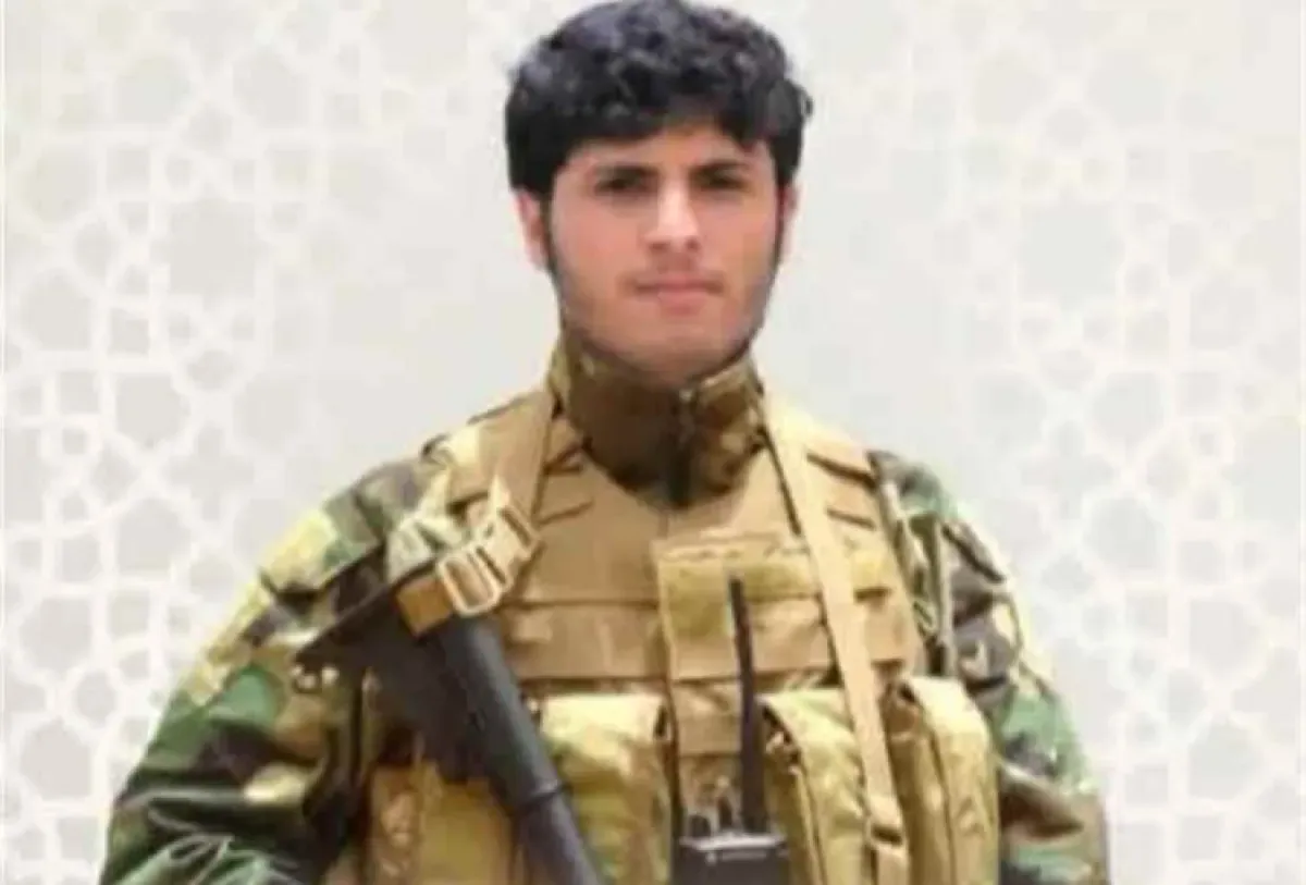 مقتل مرافق مقرب من شقيق زعيم الحوثيين في غارة جوية بصعدة