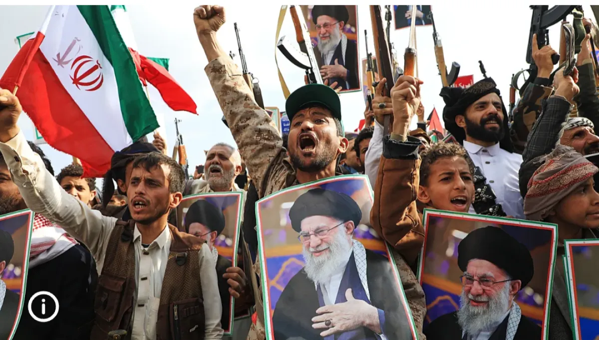 الحوثيون يستنسخون «اقتصاد المقاومة» الإيراني لتبرير الانهيار.. «الصمود» غطاء جديد لنهب التجار وإغراق اليمنيين في الفقر