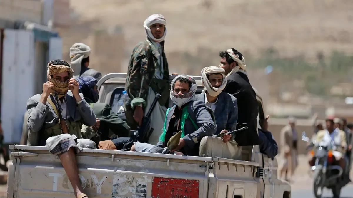 الحوثيون يفضلون علاج قياداتهم في صنعاء ويهملون جرحى أبناء الراهدة و ماوية