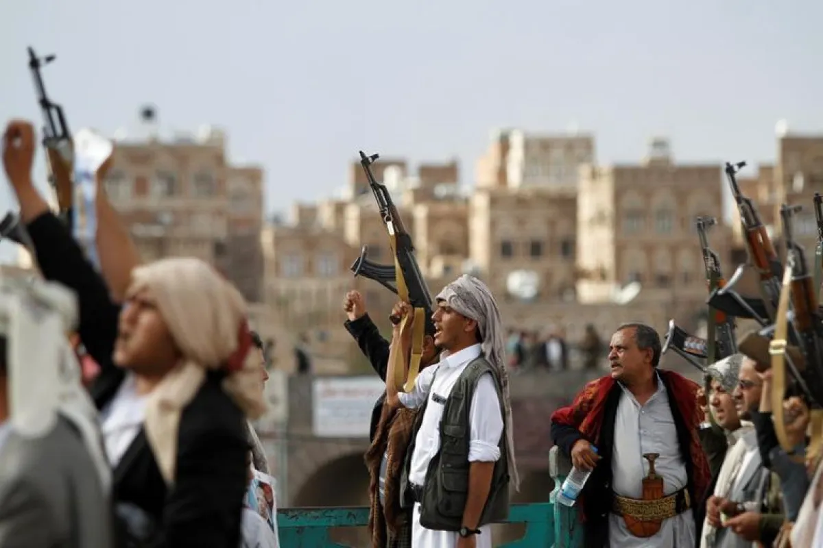 الحوثيون يواجهون نزيف الجبهات بحملة تجنيد قسرية في قبائل صنعاء