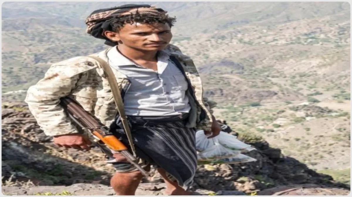 مصرع قيادي حوثي خلال معارك الكدحة وخسائر في صفوف المليشيا
