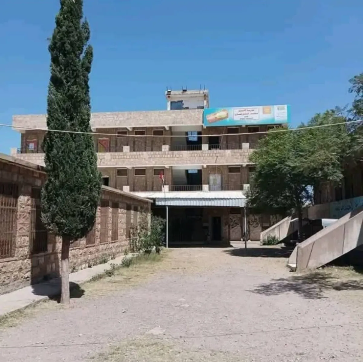 مدرسة الشهيد سعيد حسن في ذبحان تتعرض لعمليات نهب