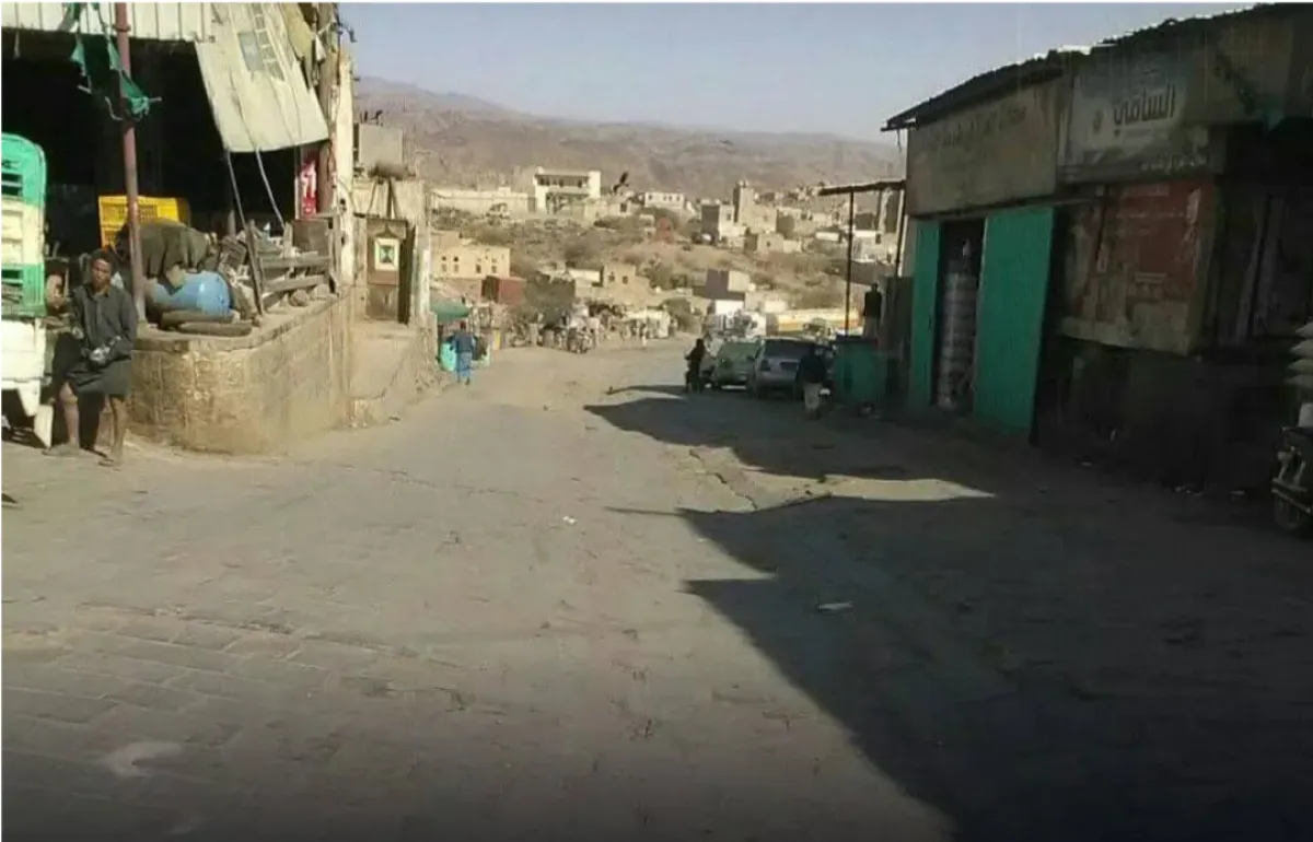 مليشيا الحوثي تقتحم منازل «بيت المنتصر» وتعتدي على النساء والأطفال في عمران