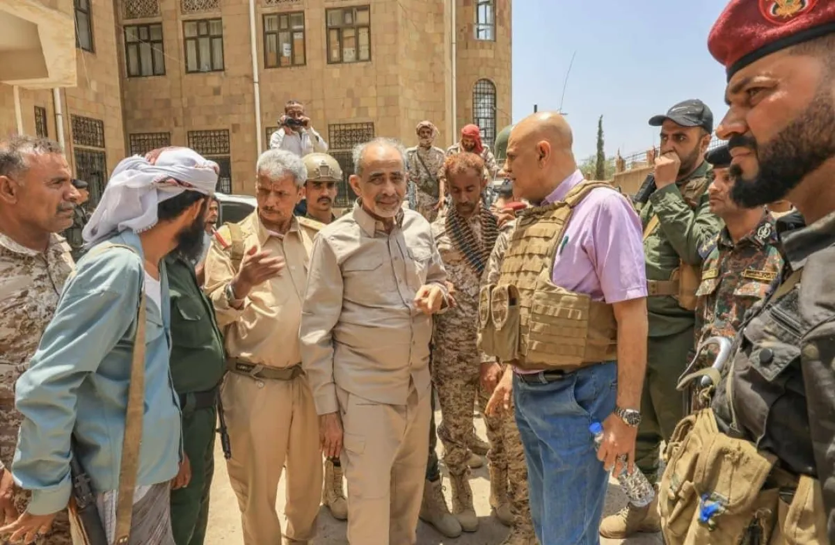 الصبيحي يتفقد جبهات تعز ويشدد على رفع الجاهزية واليقظة القتالية
