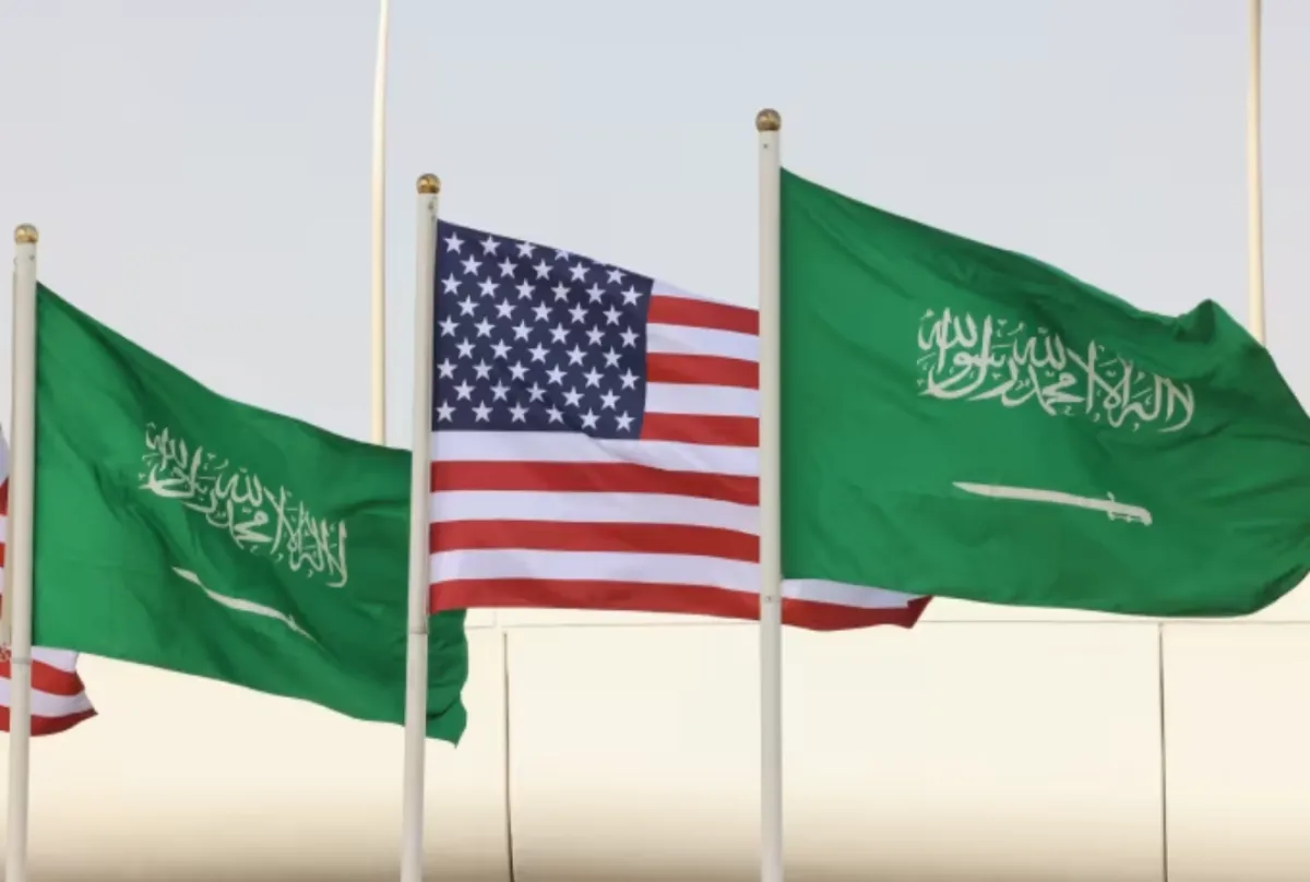 مسؤول أمريكي: وصول 200 عسكري أمريكي إلى السعودية وتشكيل قيادة مشتركة مع تصاعد الدعم الإيراني للحوثيين