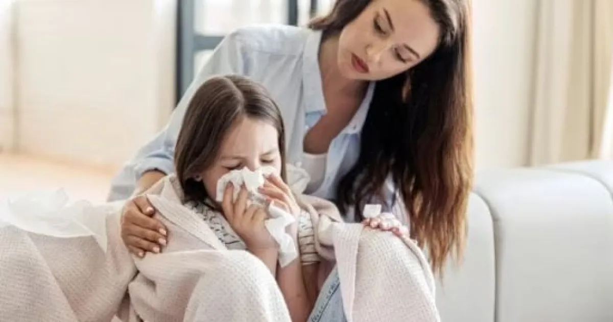 دليل الأمهات: 8 نصائح لحماية الأطفال من عدوى تغير الفصول
