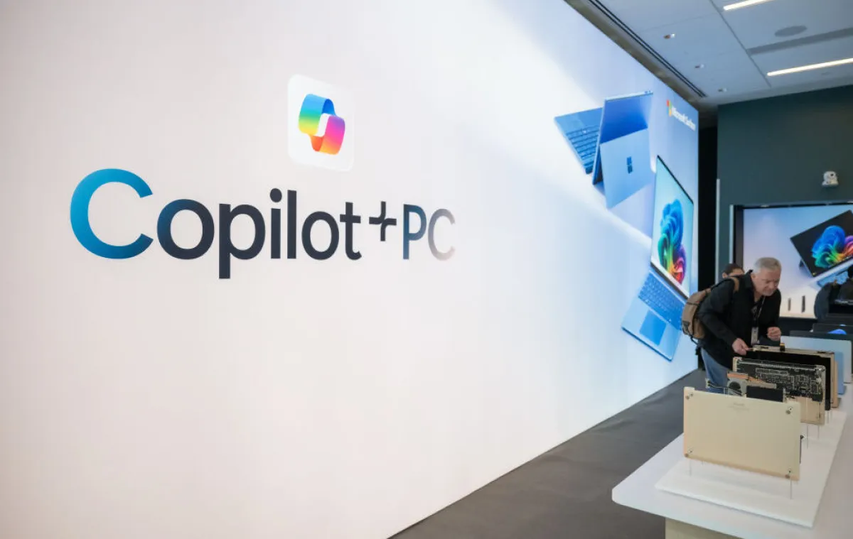 مايكروسوفت تتخلى عن مصطلح "Copilot+ PC" في تسويقها الجديد