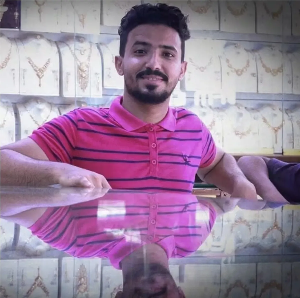 مصادر: مليشيا الحوثي تقف وراء مقتل شاب في الحديدة