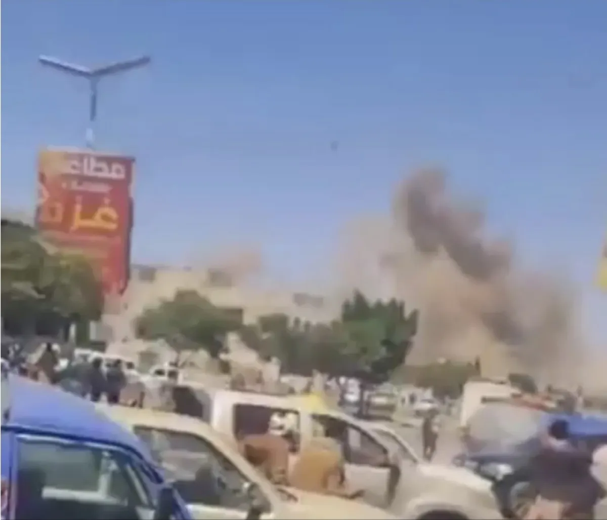 غارات جوية تستهدف مواقع حوثية في الحديدة وريمة وإب