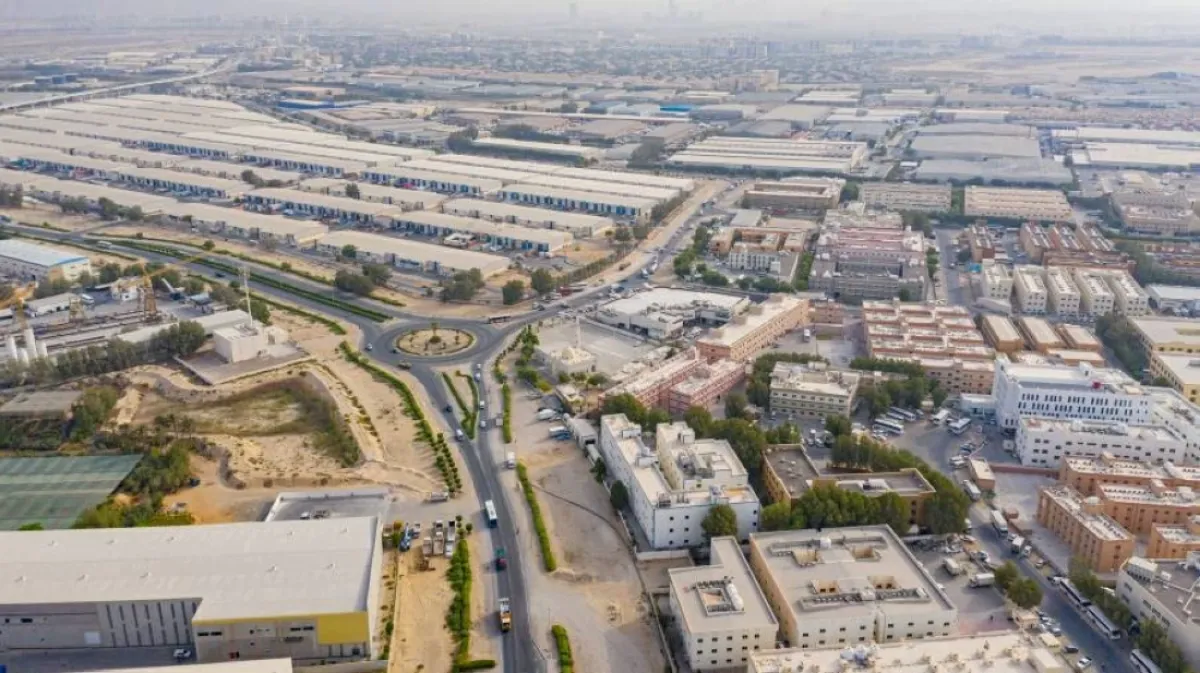 "دي آي بي هولدينغ" تخطط لطرح أولي بقيمة 543 مليون دولار في الإمارات عام 2026