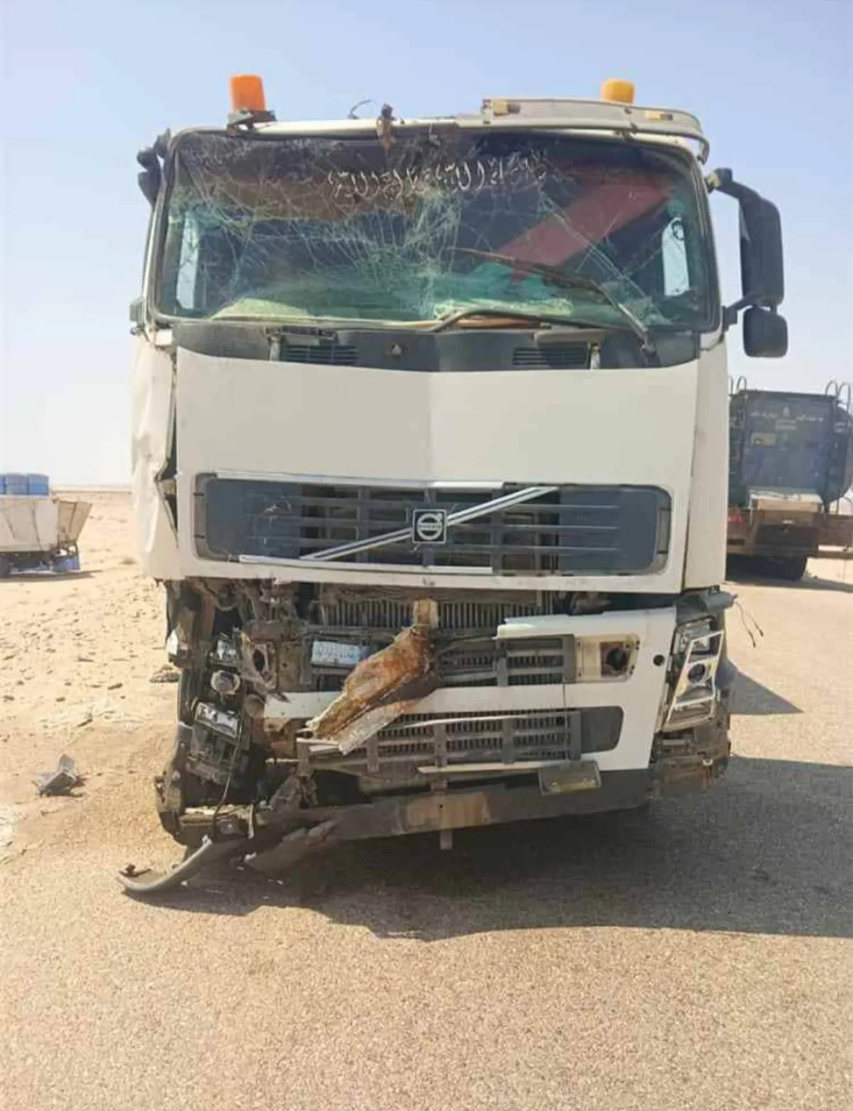 قاطرة مسرعة تودي بحياة 3 شبان في مديرية أحور