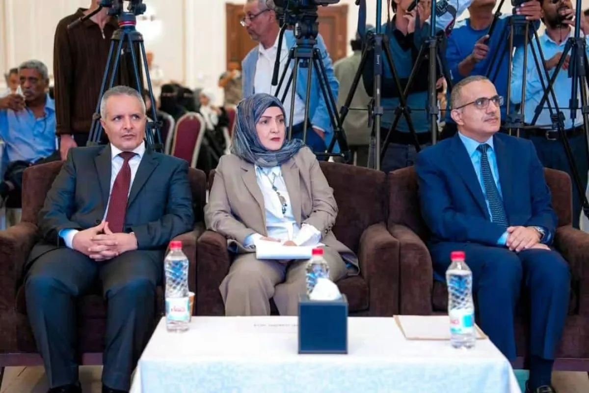 أرقام مفزعة حول تعز يكشفها وزراء ومحافظين في مؤتمر بعدن ..  ومطالب بتصنيف الحوثيين  منظمة إرهابية